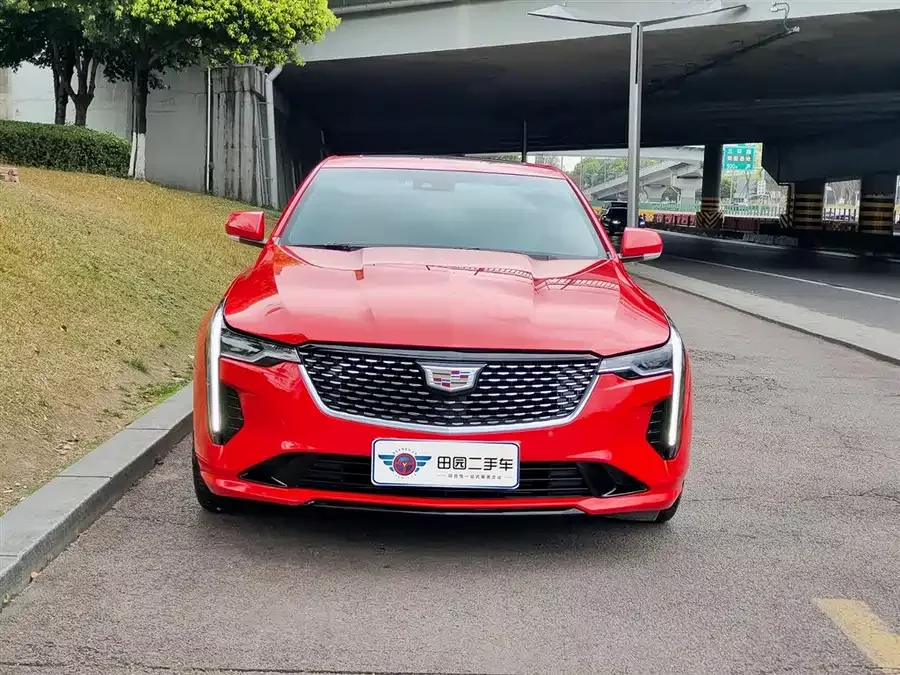 Cadillac CT4
