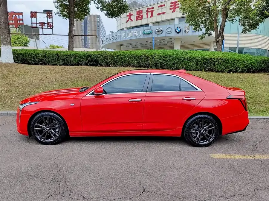 Cadillac CT4
