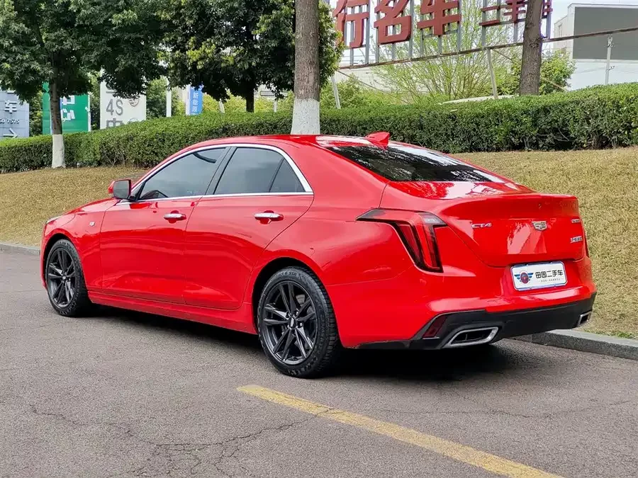 Cadillac CT4