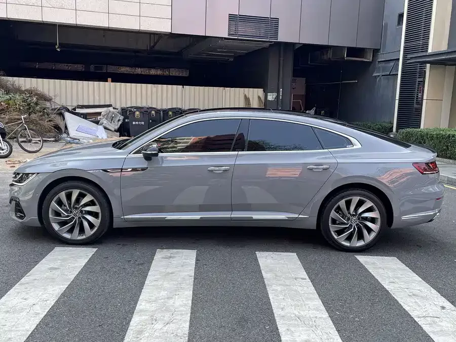 Volkswagen FAW- CC