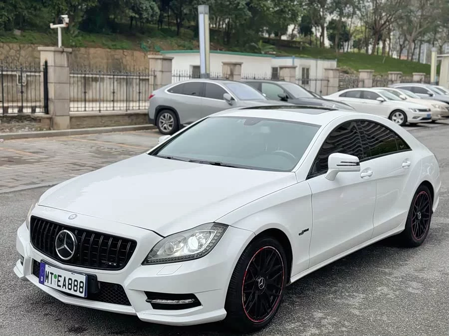 Mercedes Benz CLS