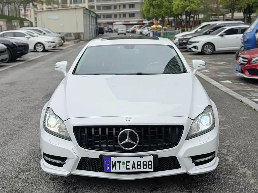 Mercedes Benz CLS