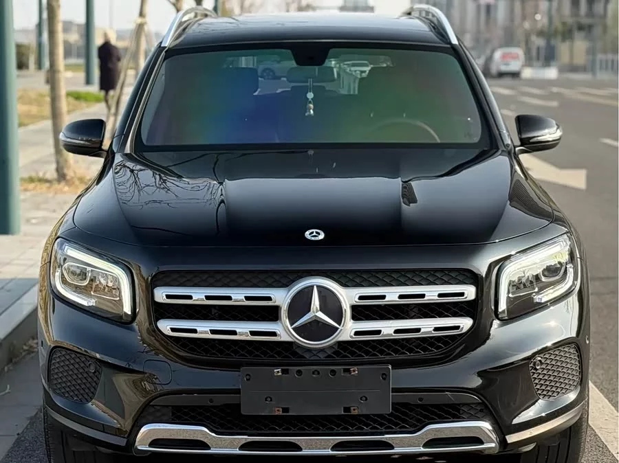 Mercedes Benz GLB