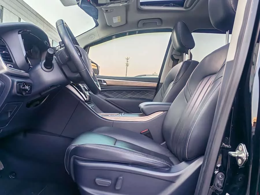 GAC Trumpchi M8