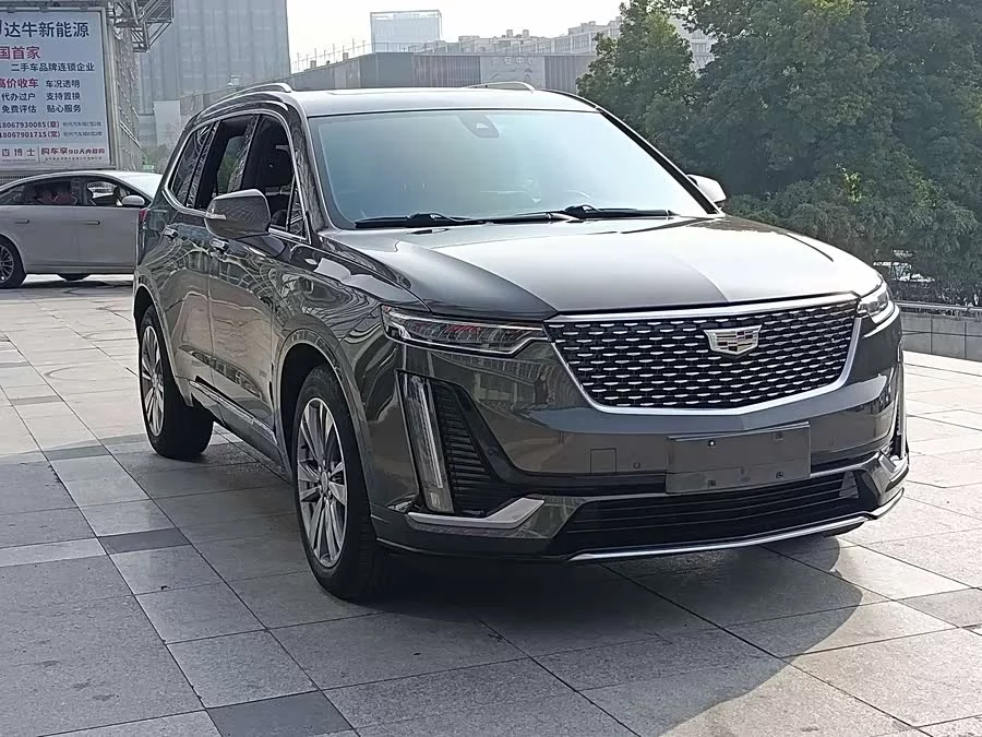Cadillac XT6