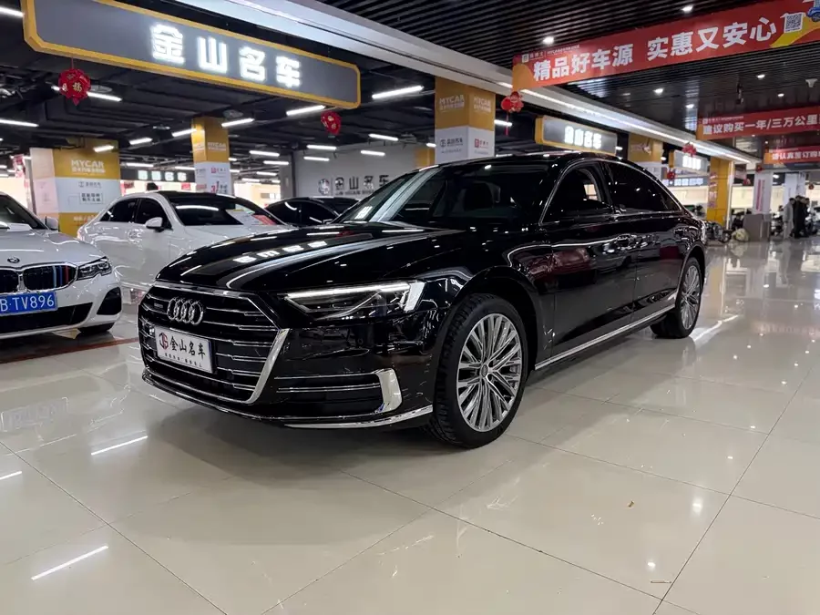 Audi A8