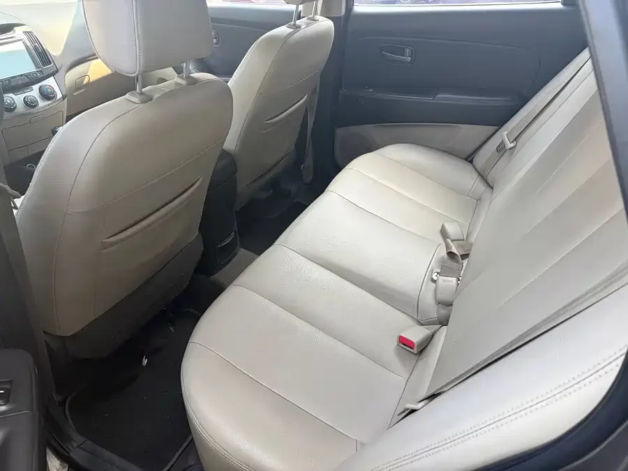 Hyundai Elantra / Celesta