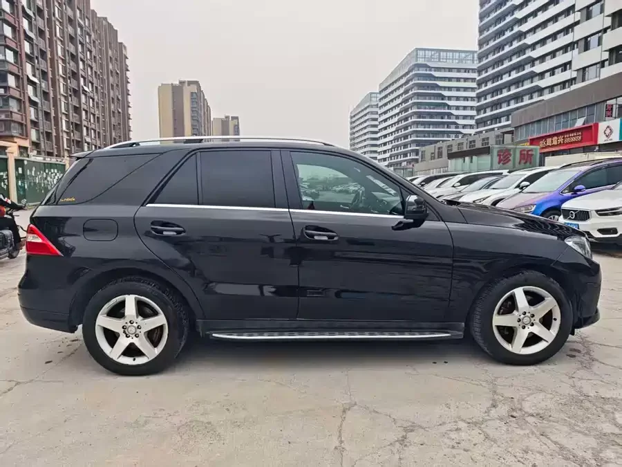 Mercedes Benz M-Class