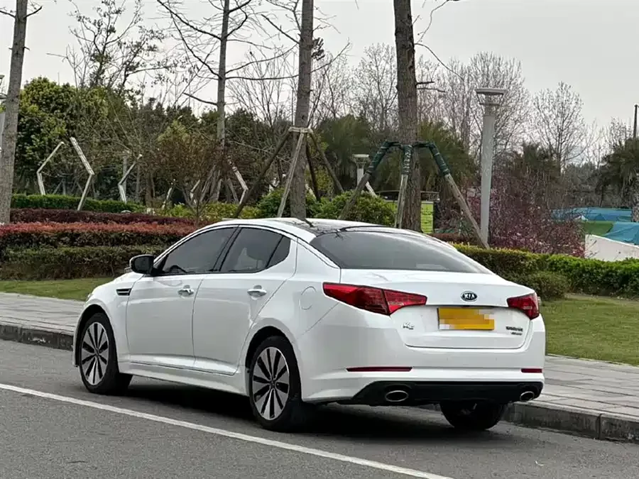 Kia K5