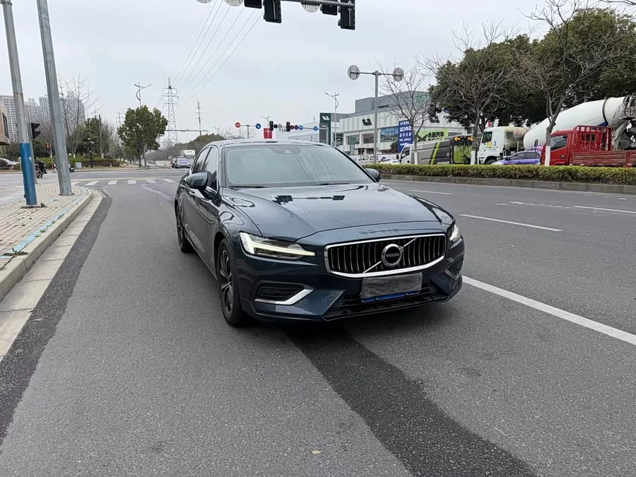 Volvo S60