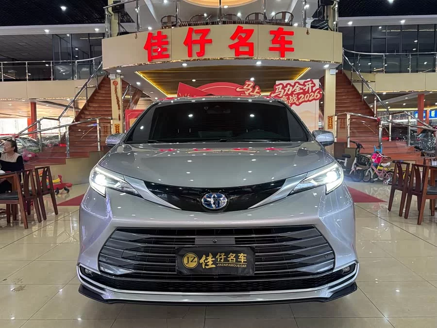 Toyota SIENNA