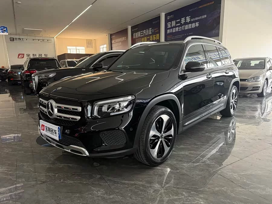 Mercedes Benz GLB