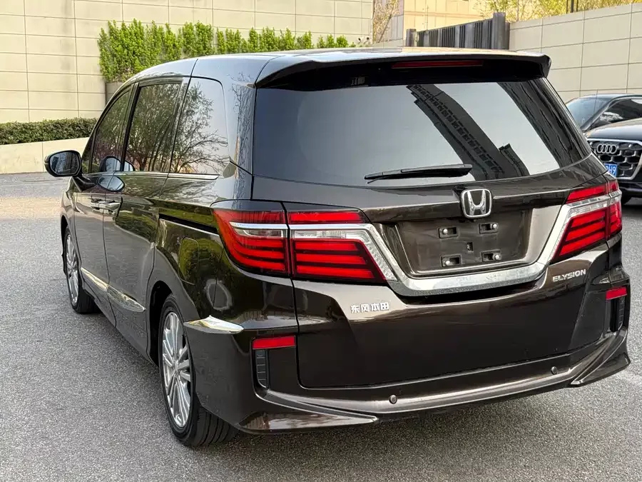Honda Elysion