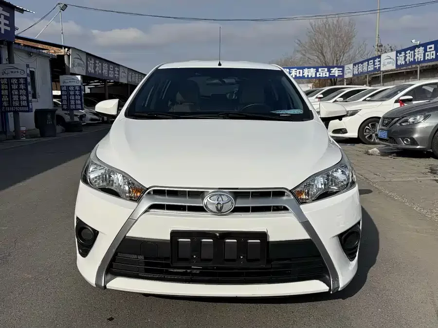 Toyota YARiS L