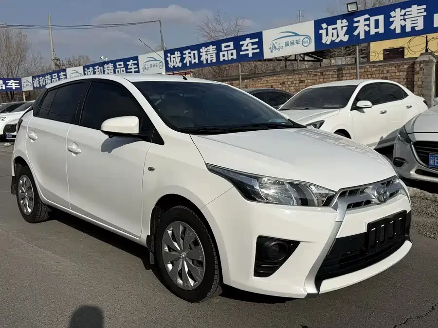 Toyota YARiS L