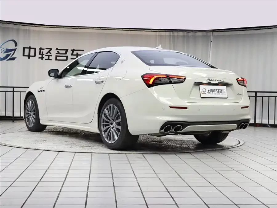 Maserati Ghibli
