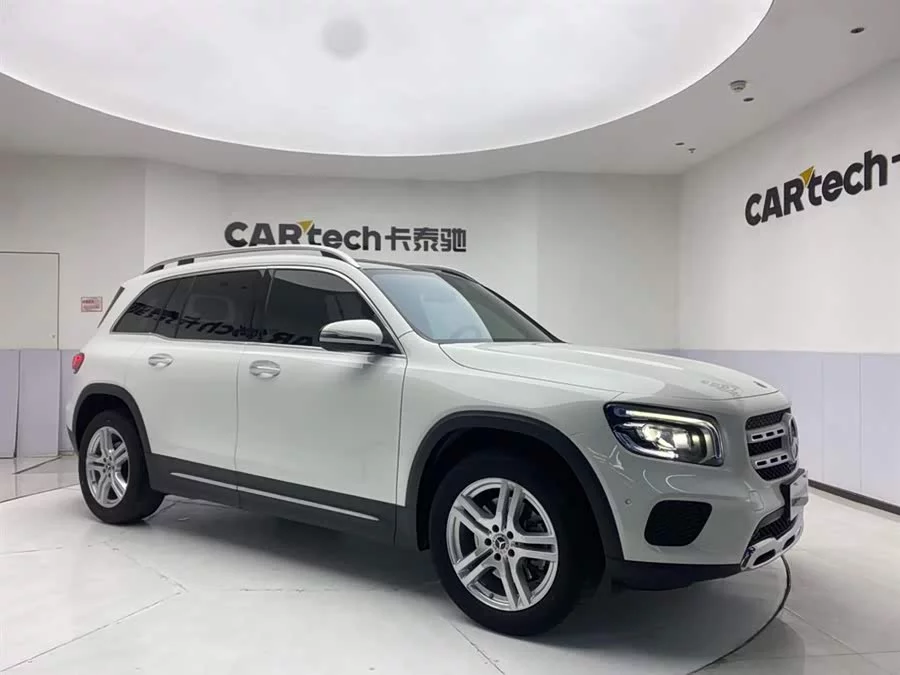 Mercedes Benz GLB