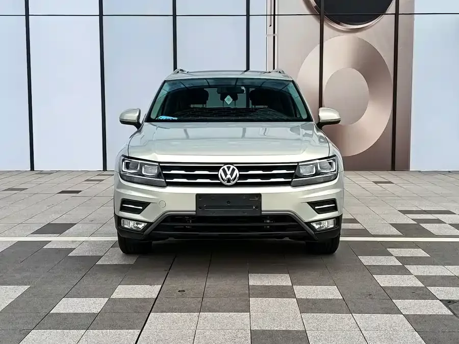Volkswagen Tiguan L
