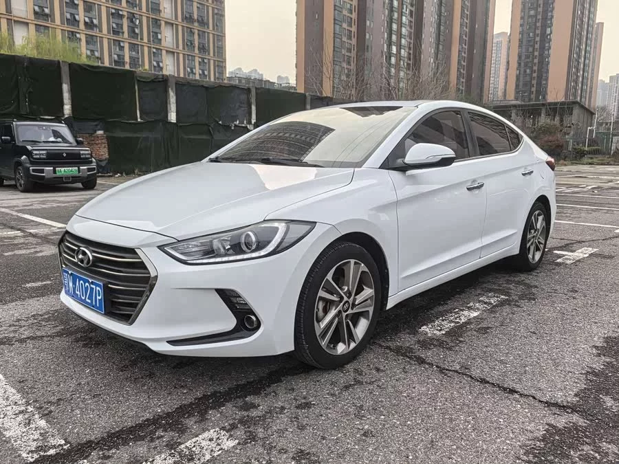 Hyundai elantra