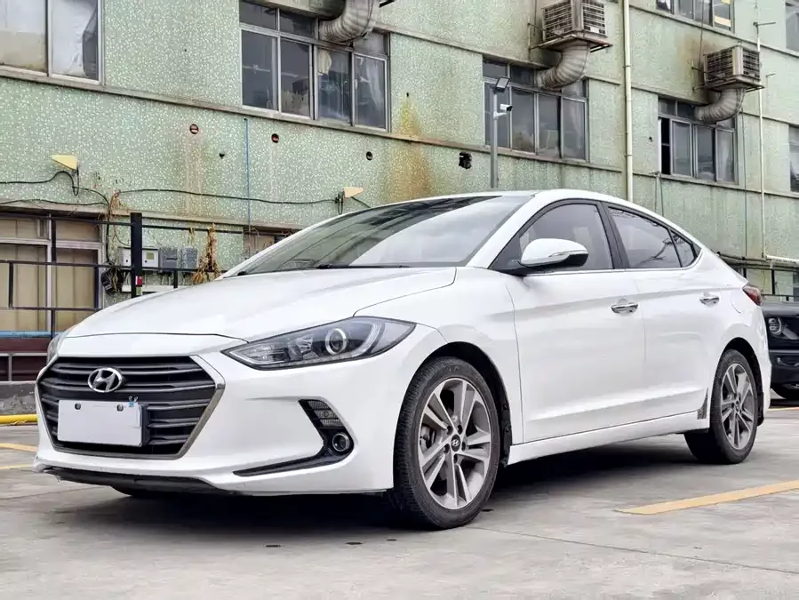 Hyundai elantra