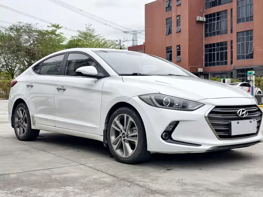 Hyundai elantra