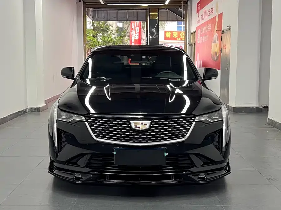 Cadillac CT4