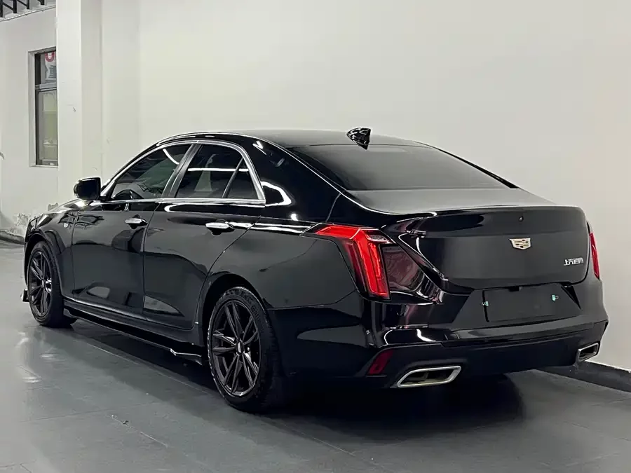 Cadillac CT4