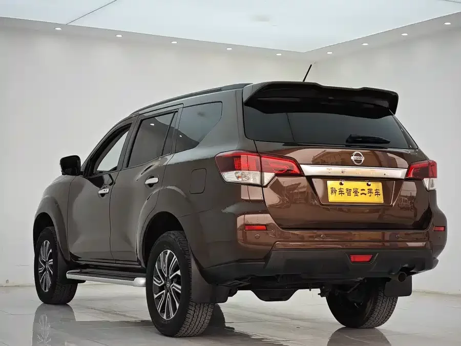Nissan Terra