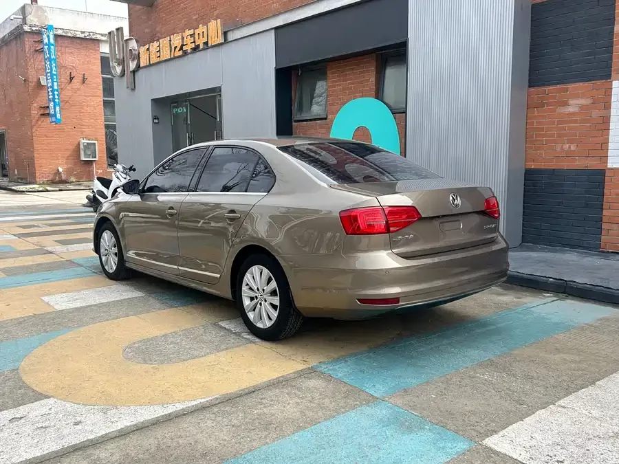 Volkswagen Sagitar