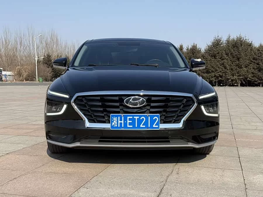 Hyundai Mistra