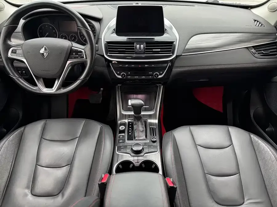 Borgward BX6