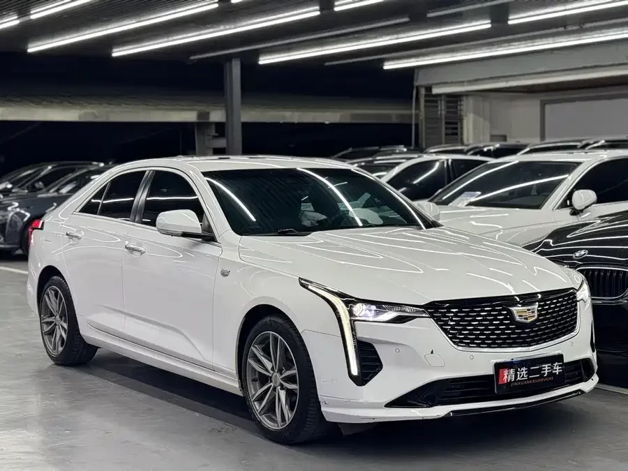 Cadillac CT4