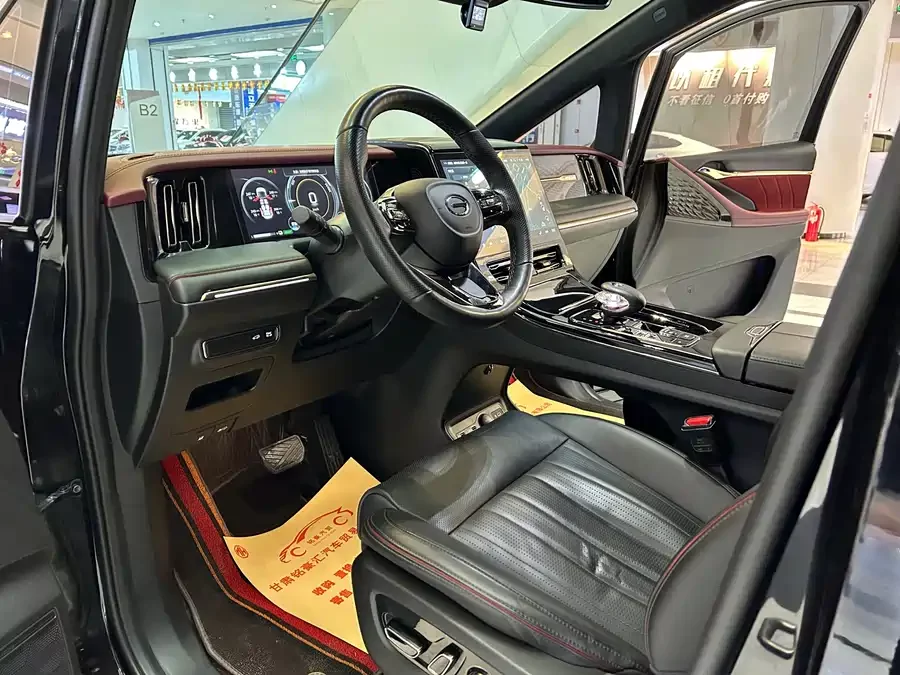 GAC Trumpchi M8