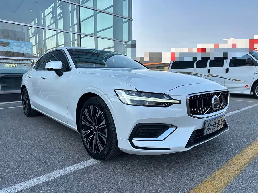 Volvo S60