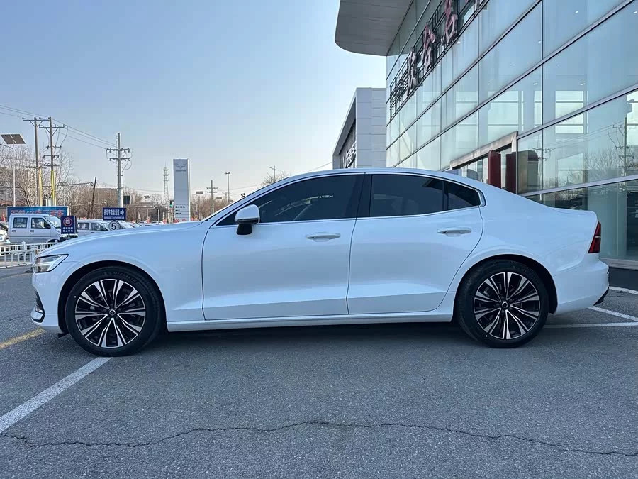 Volvo S60