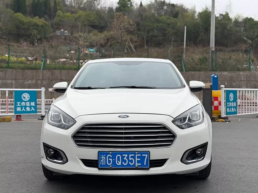 Ford Escort