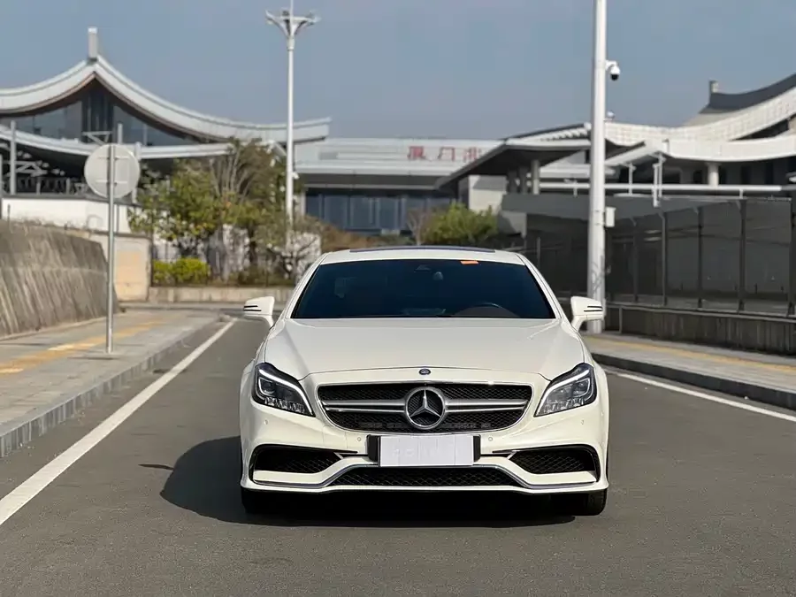 Mercedes Benz CLS