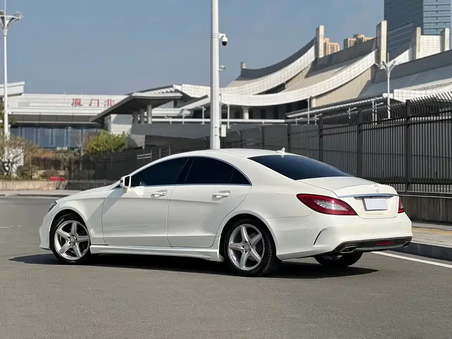 Mercedes Benz CLS