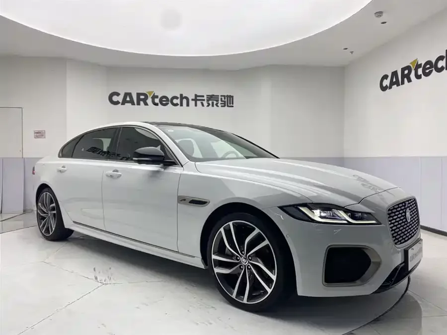 Jaguar XFL