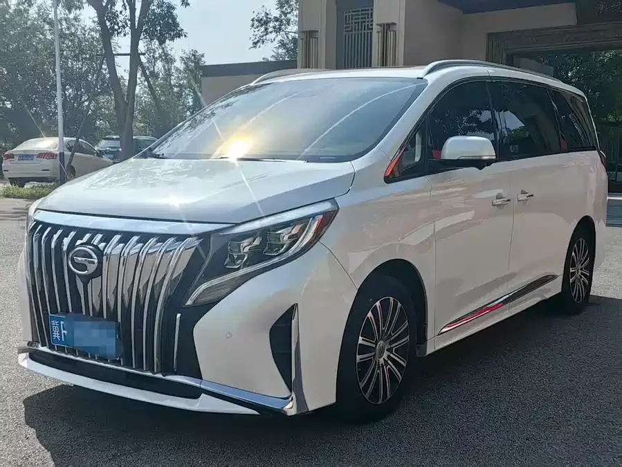 GAC Trumpchi M8