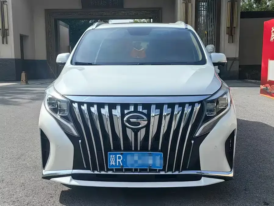 GAC Trumpchi M8