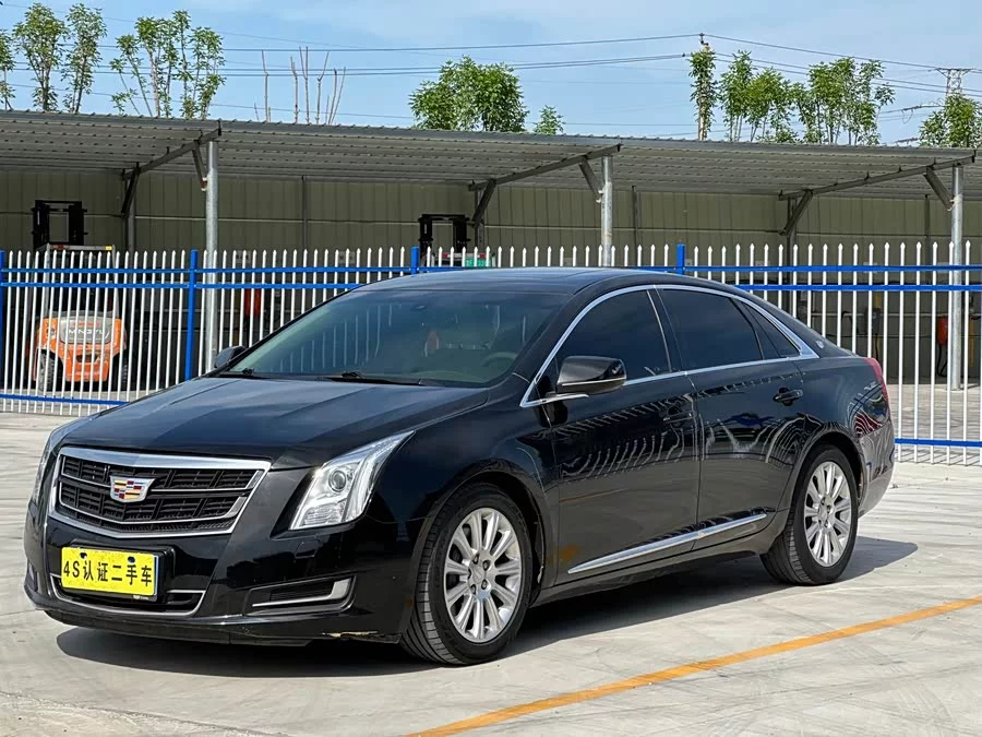 Cadillac XTS