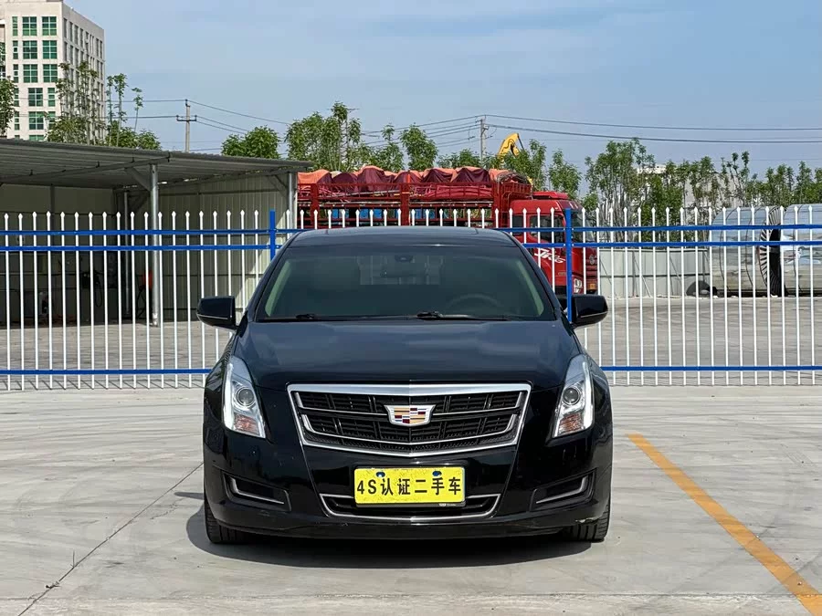 Cadillac XTS