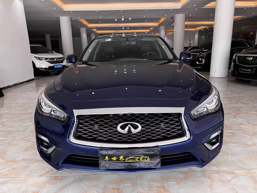 Infiniti Q50L