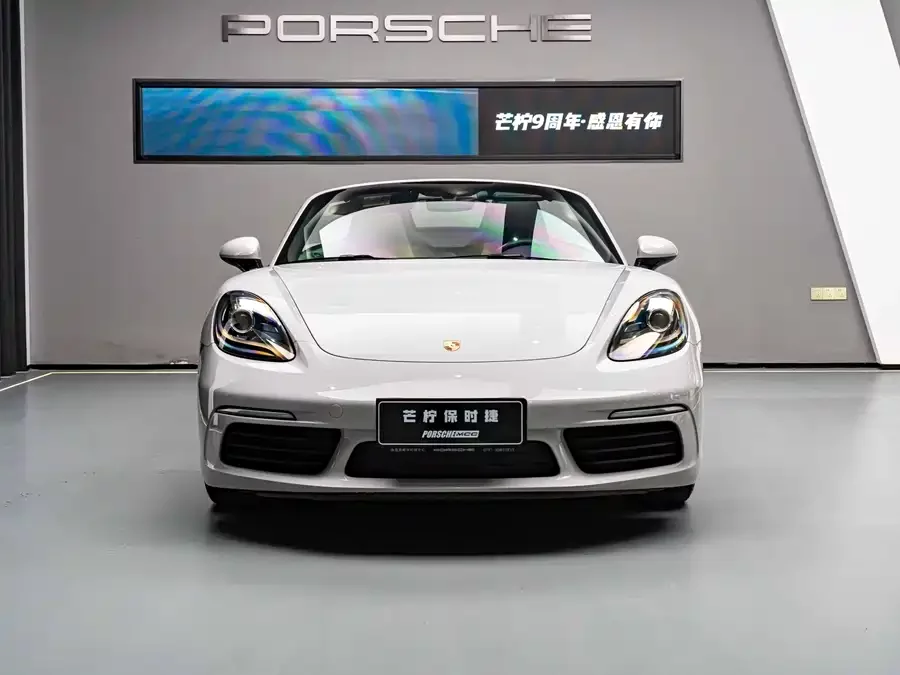 Porsche 718