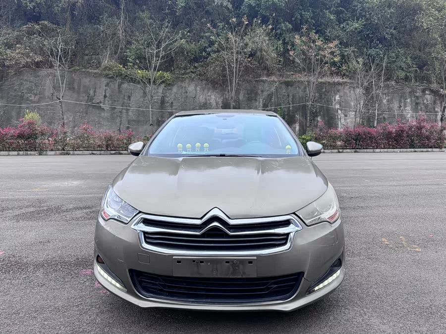 Citroën C4L
