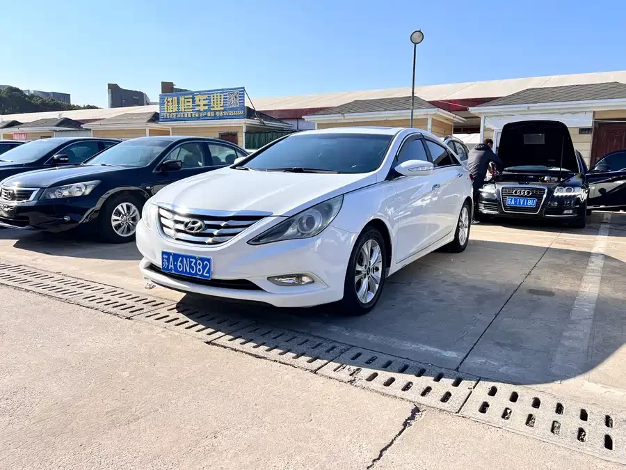 Hyundai Sonata