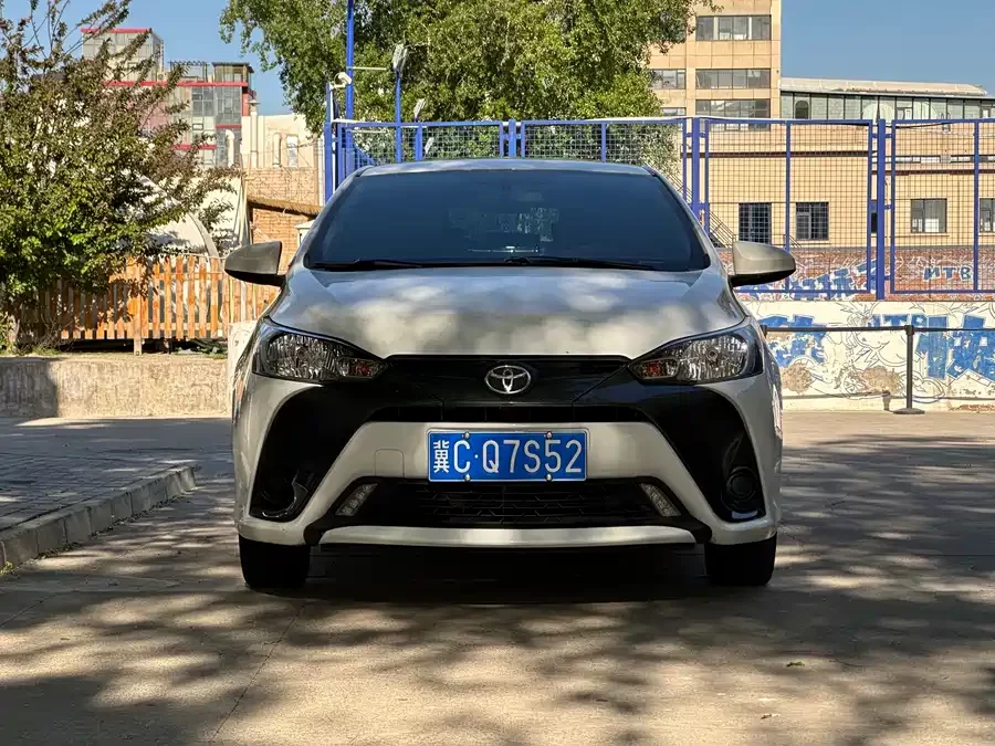 Toyota YARiS L