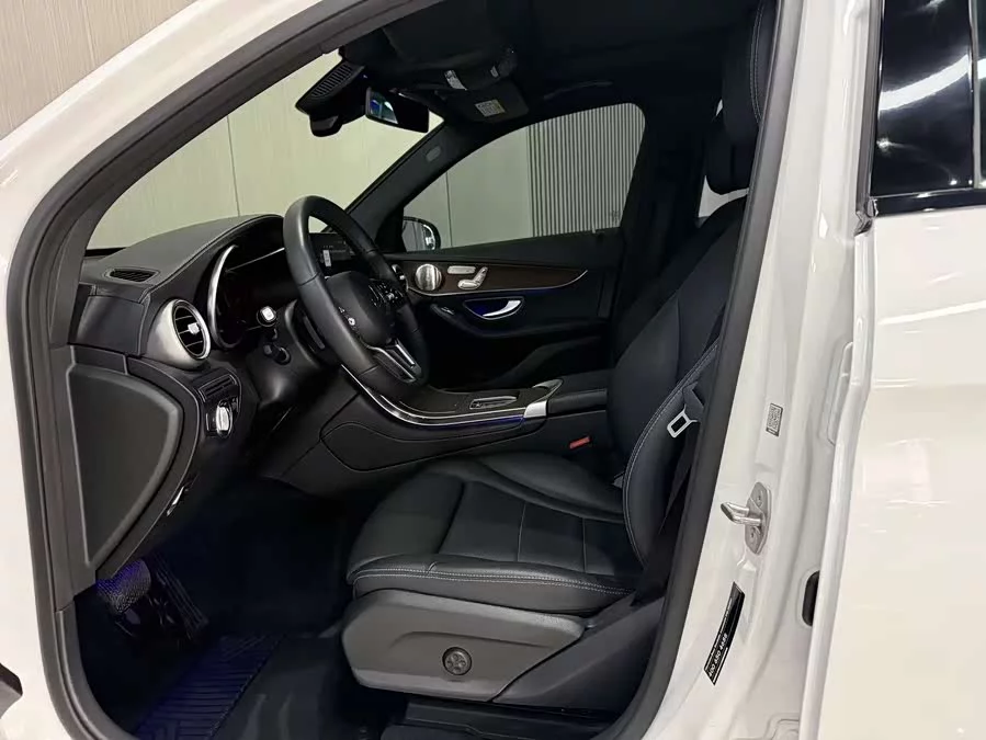 Mercedes Benz GLC