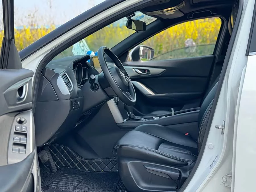 Mazda CX-4